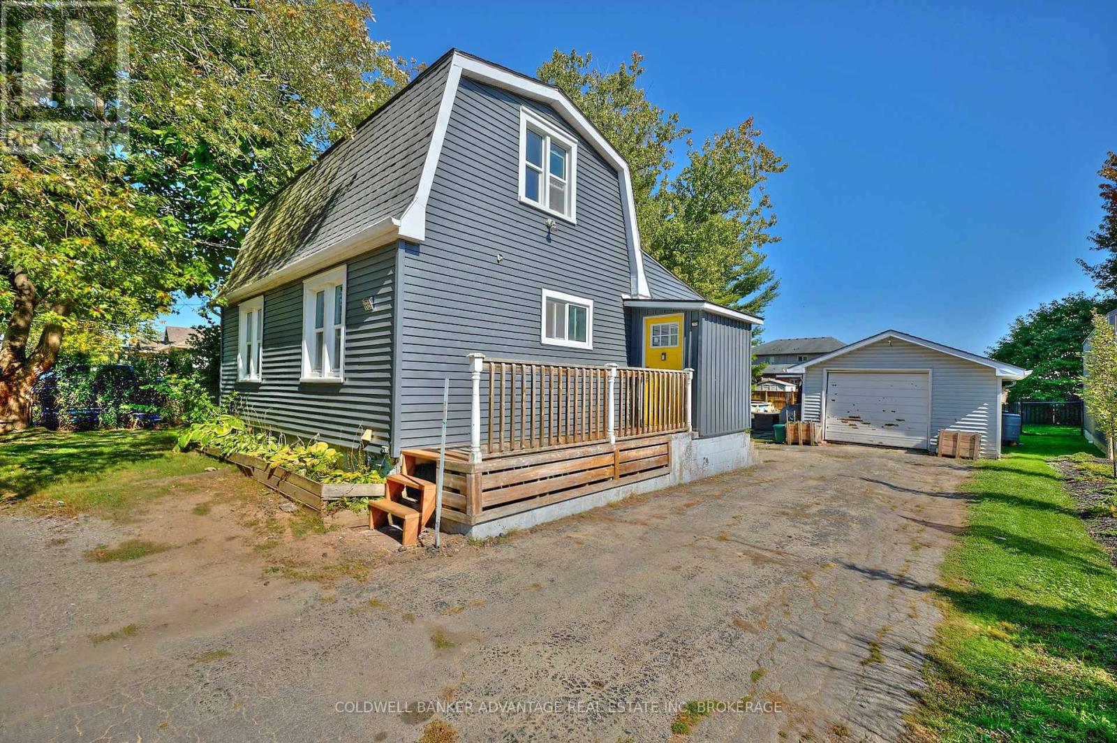 1123 Pelham St, Pelham, ON L0S 1E4