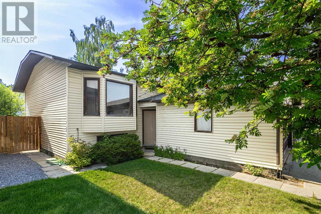 92 Ventura Way NE, Calgary, AB T2E 8G5