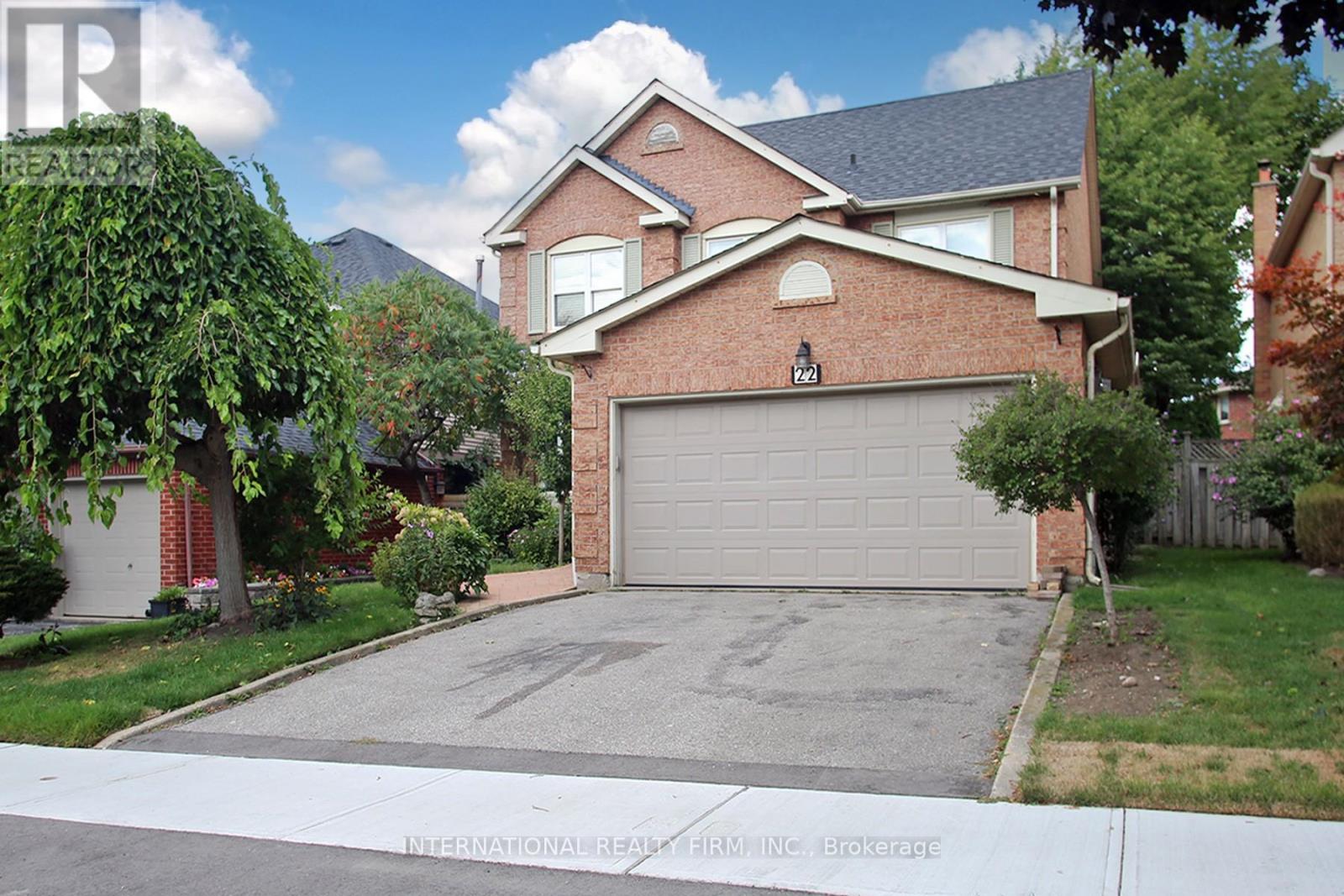 22 Larkin Ave, Markham, ON L3P 4R3