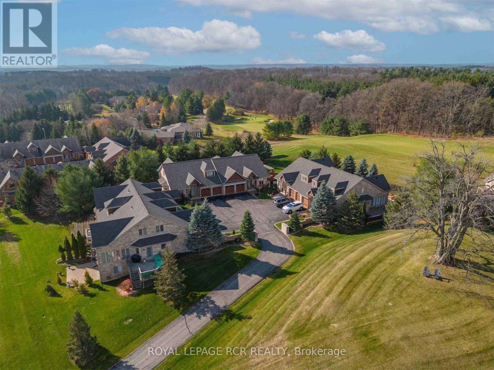 4 14 Zimmerman Dr, Caledon, ON L7E 4C4