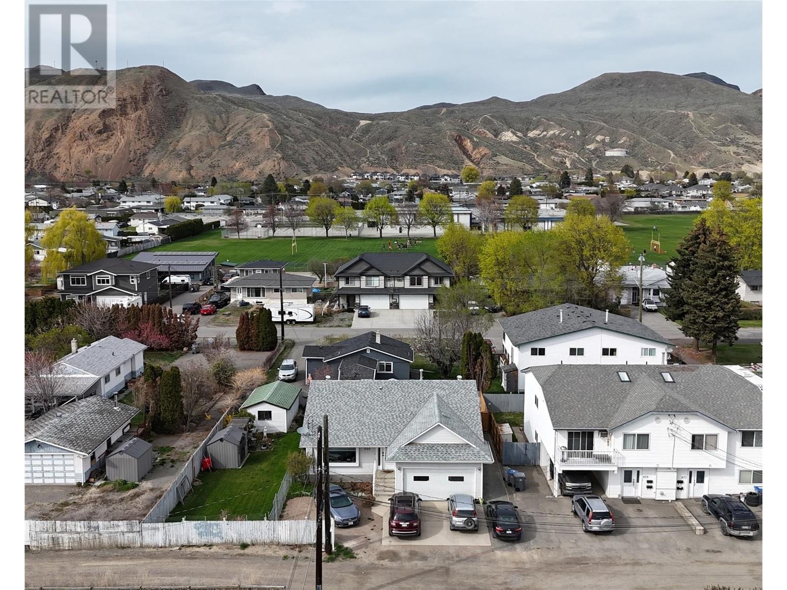 880 Caroline St, Kamloops, BC V2B 5N1