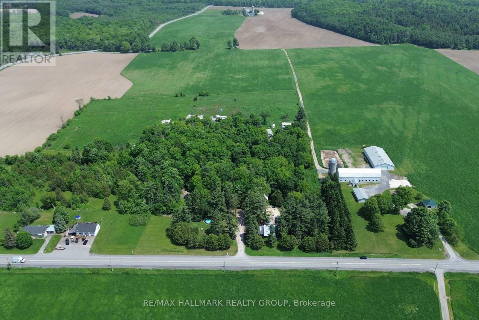 1675 Dunning Rd, Ottawa, ON K4C 1L7