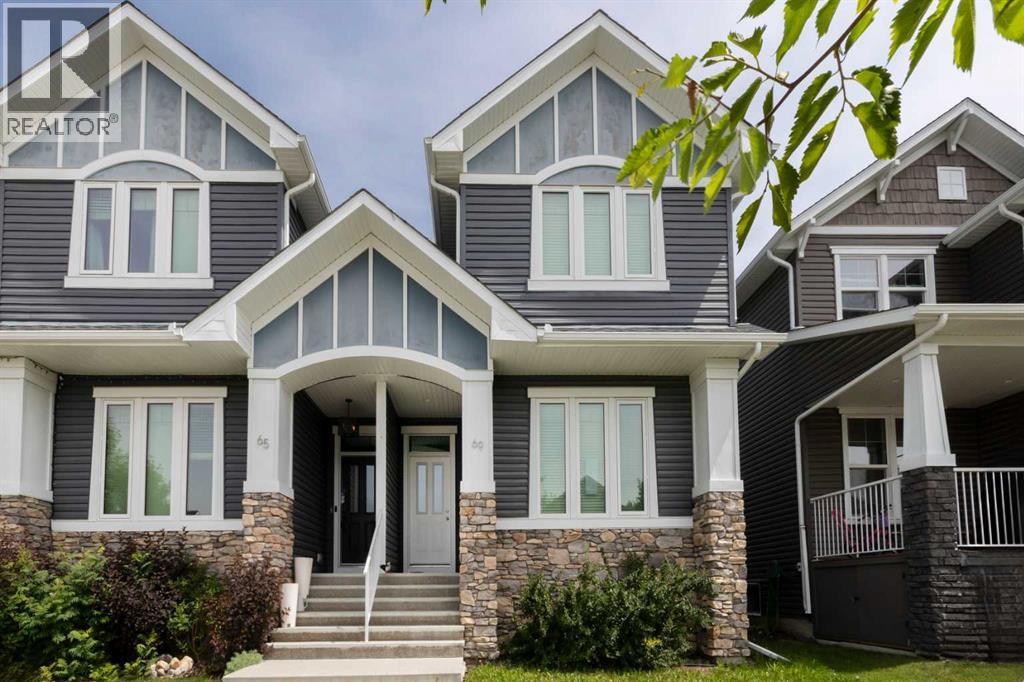 69 Willow Dr, Cochrane, AB T4C 0W1