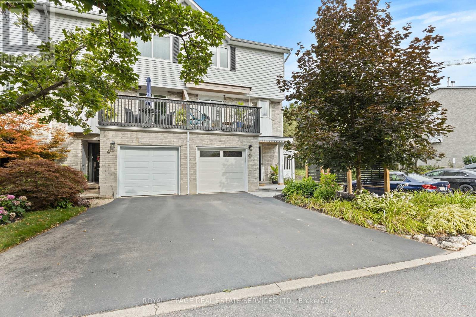 5 2303 Marine Dr, Oakville, ON L6L 1C2
