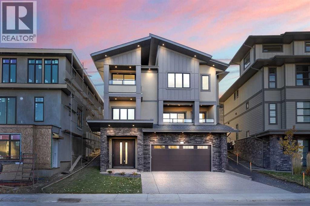 407 Patterson Blvd SW, Calgary, AB T3H 3N6