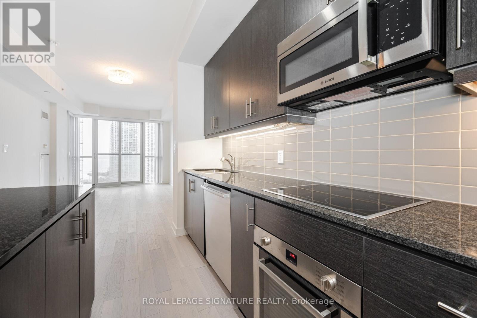 1501 1 The Esplanade Dr, Toronto, ON M5E 0A8