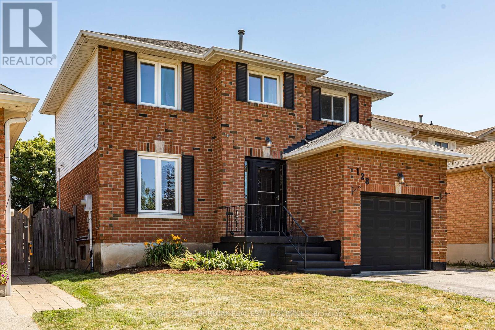 128 Brian Blvd, Hamilton, ON L0R 2H5