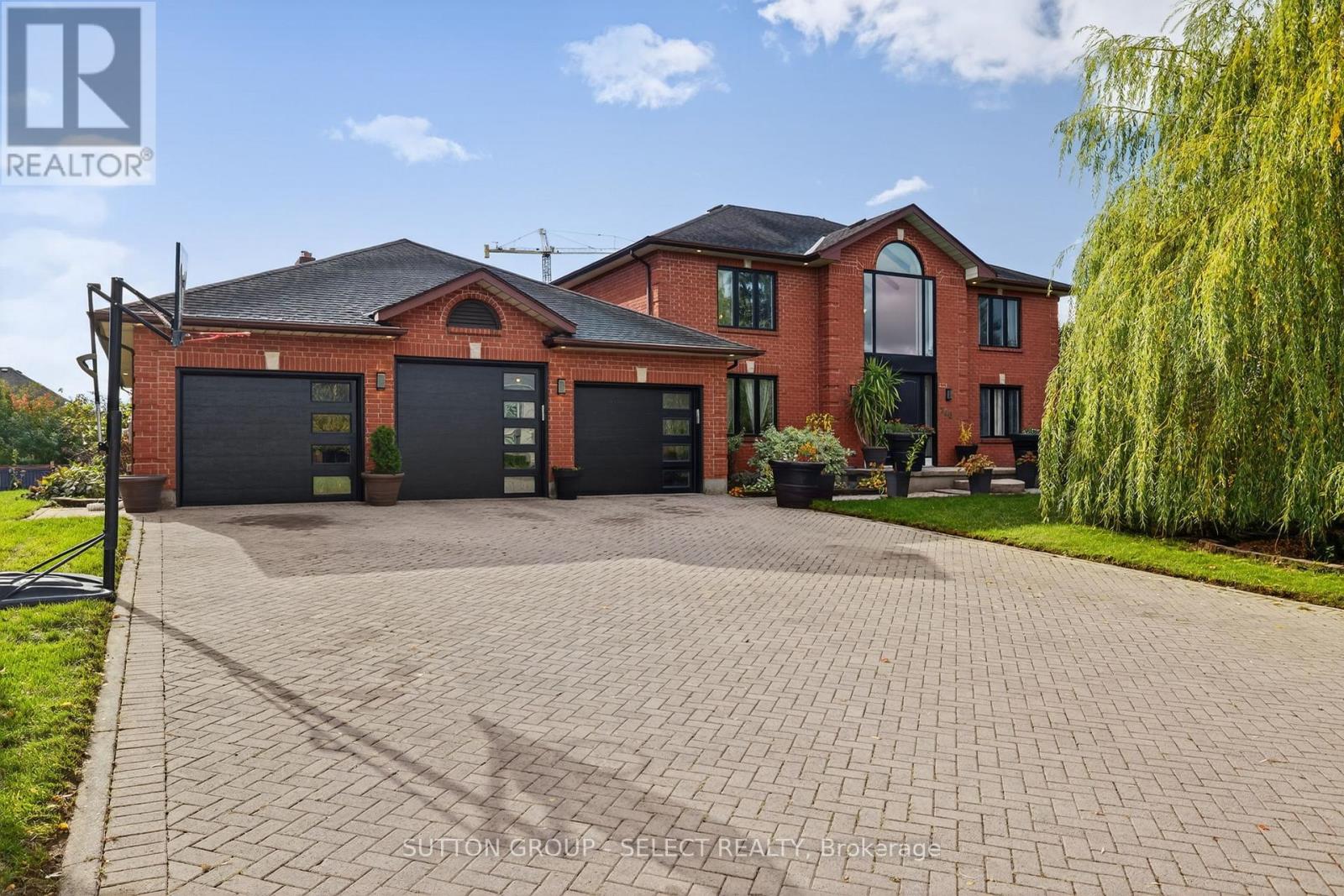 700 Franklinway Cres, London, ON N6G 5C8