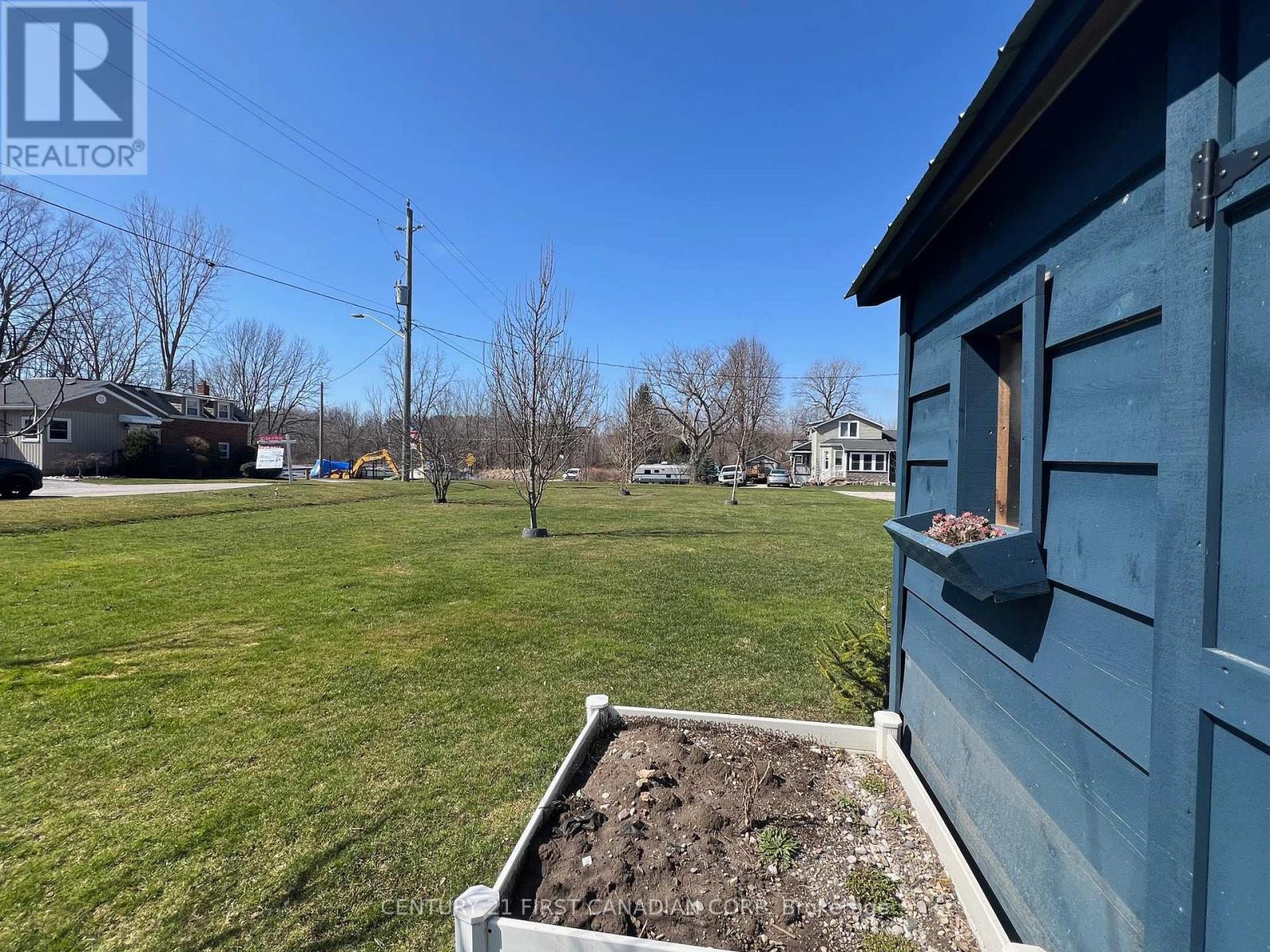 337 Elizabeth St, Central Elgin, ON N5L 1B3