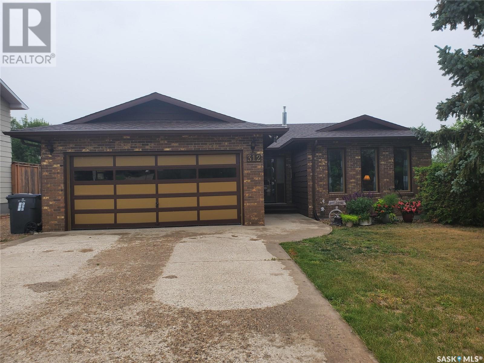 312 Stewart St, Kamsack, SK S0A 1S0