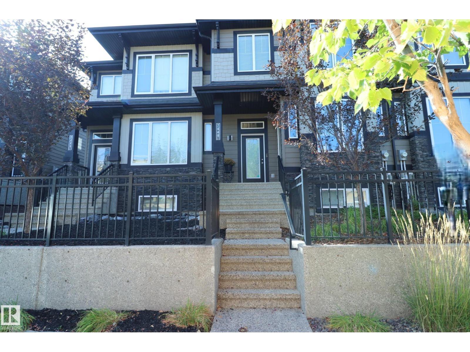 7448 May Cm NW, Edmonton, AB T6R 0V2