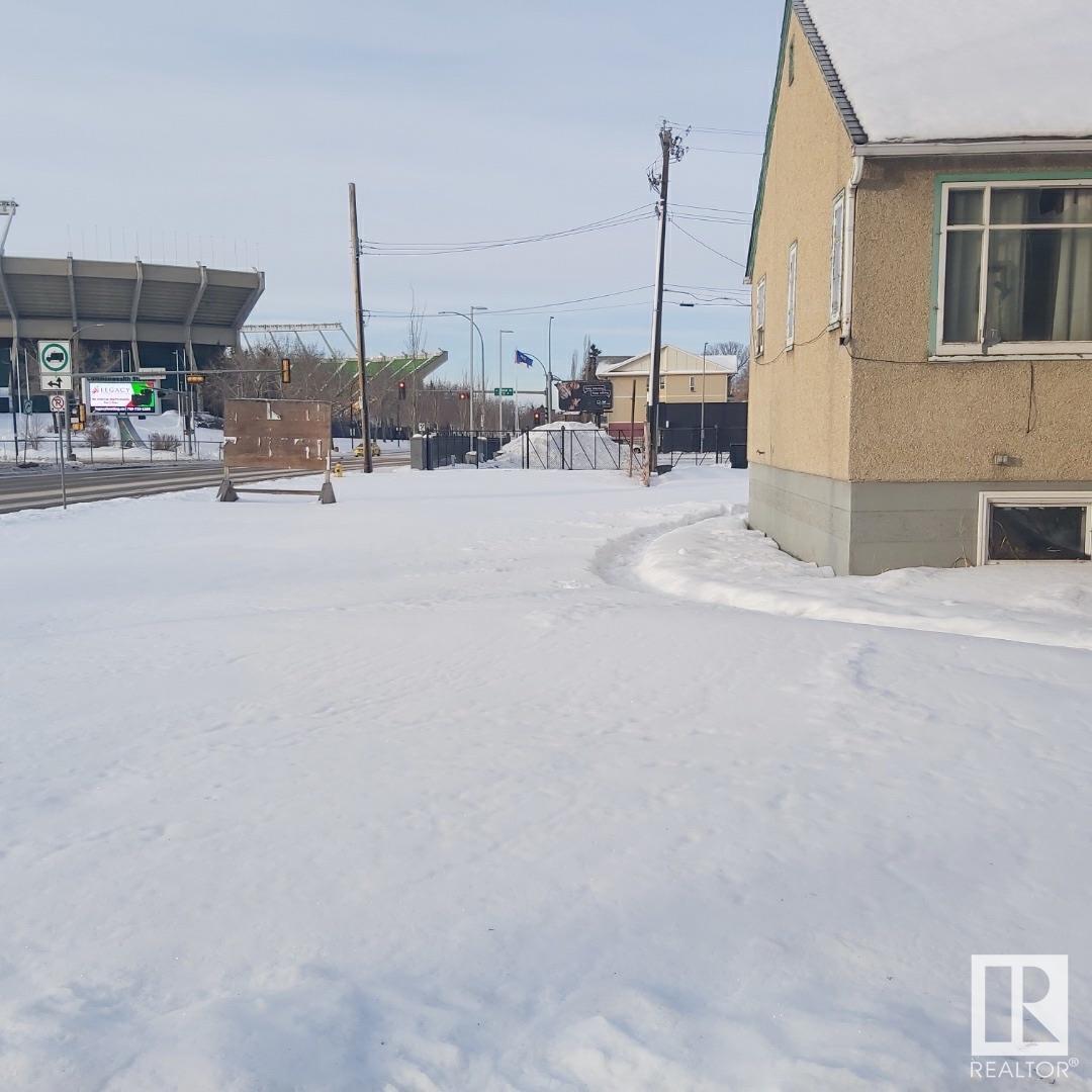 85 St Nw Unit 11206 NW #11206, Edmonton, AB T5B 3C7
