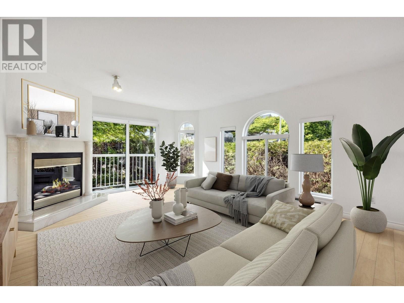5616 Pandora St, Burnaby, BC V5B 4Y6