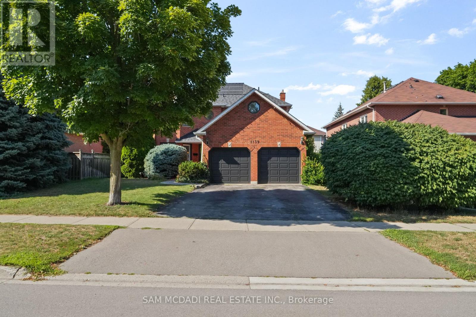 1139 Gable Dr, Oakville, ON L6J 7P2