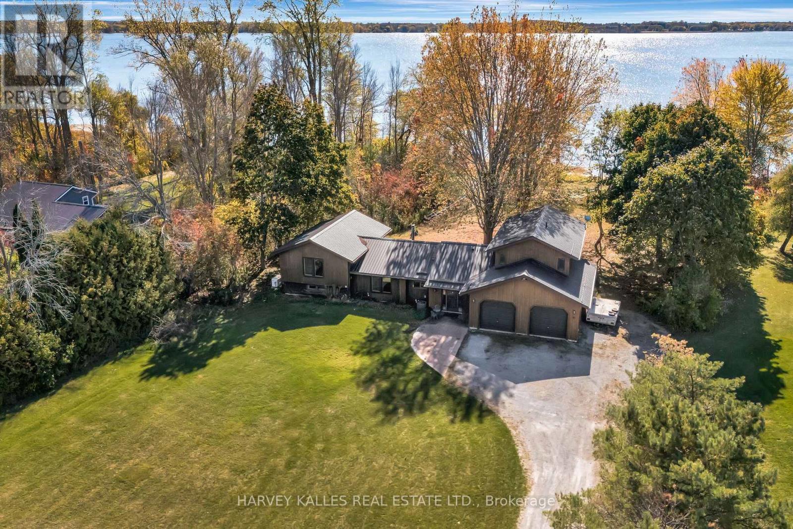 38 Vienna Rd, Prince Edward County Ameliasburg Ward, ON K0K 1T0
