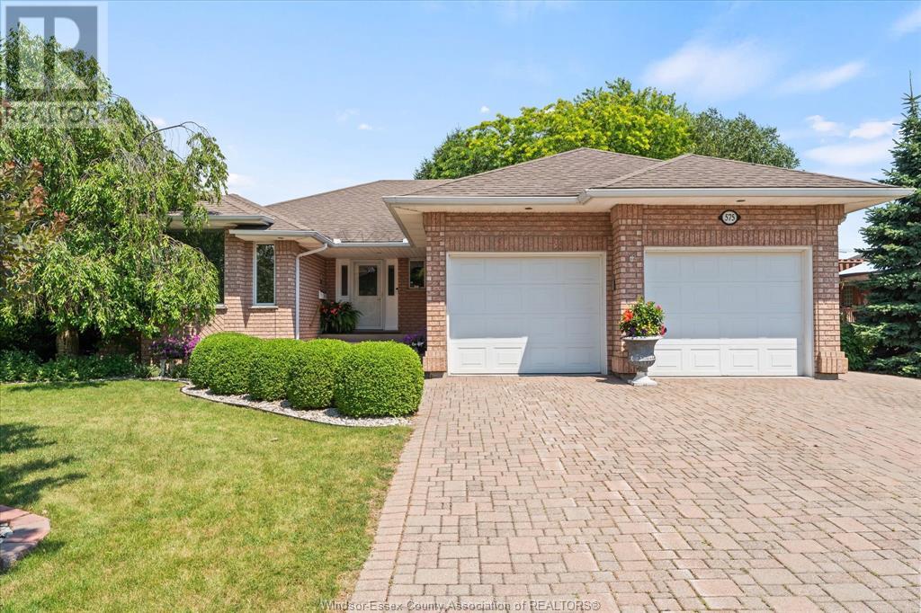 575 Wigle St, Amherstburg, ON N9V 3Y2