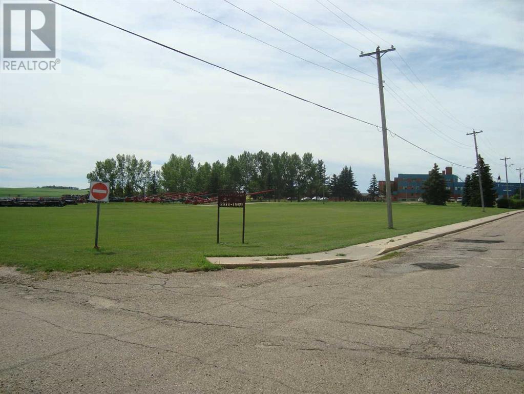 420 Pontmain Rd, Trochu, AB T0M 2C0