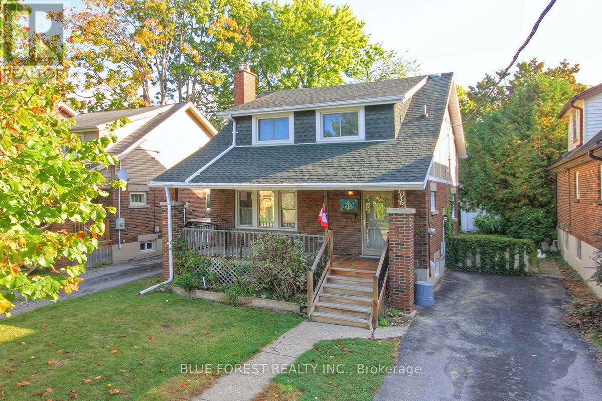 1036 Patricia St, London, ON N6A 3V4