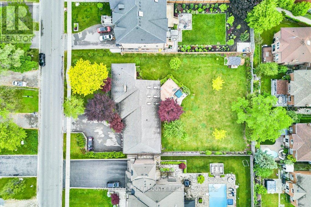 1449 Rosebank Rd, Pickering, ON L1V 1P3