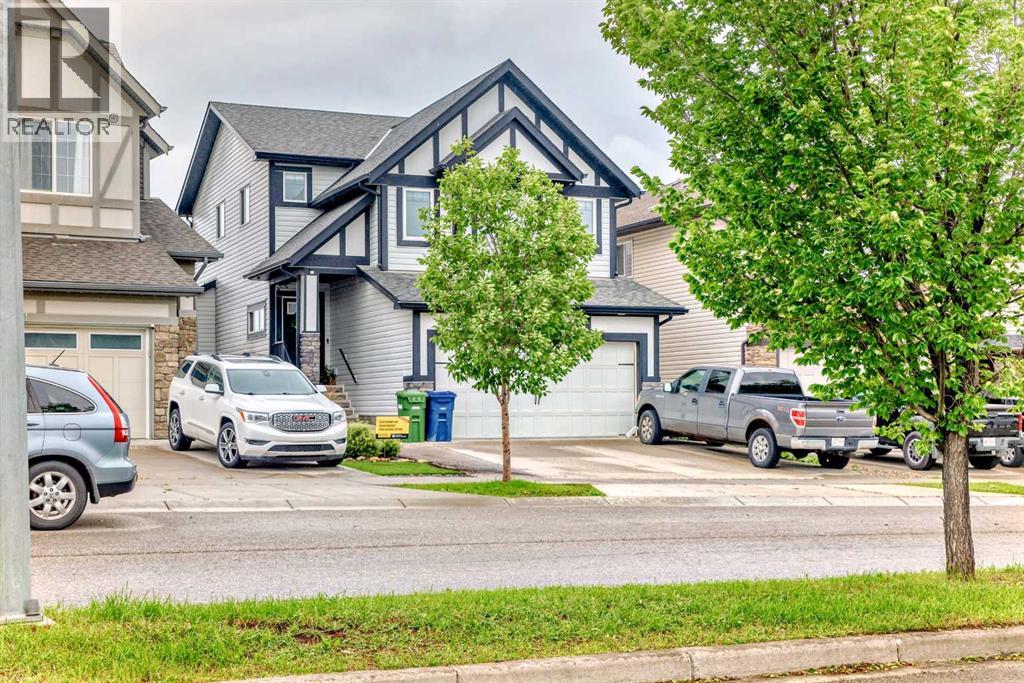 165 Hillcrest Dr SW, Airdrie, AB T4B 0Y8