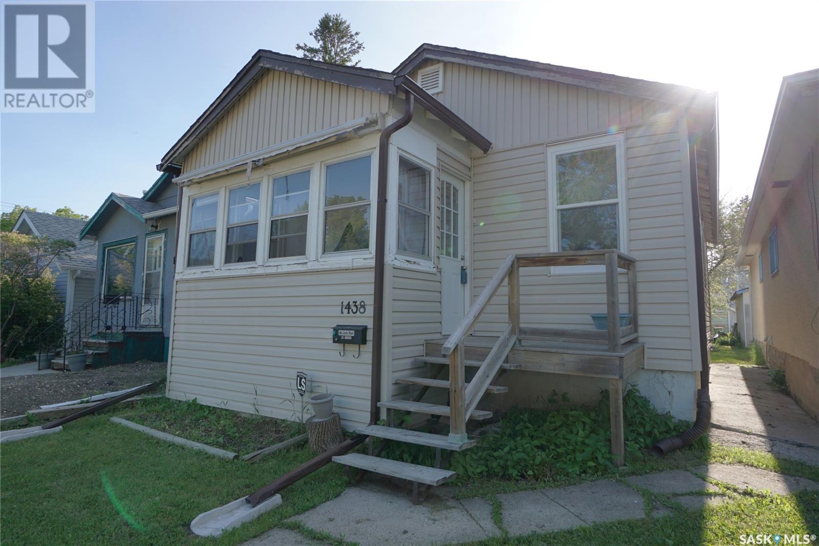 1438 Connaught St, Regina, SK S4T 4S9