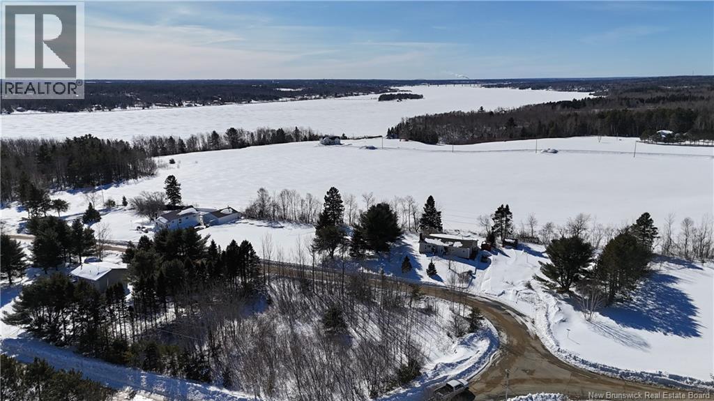2 Rockcliff Blvd, Miramichi, NB E1V 7C5