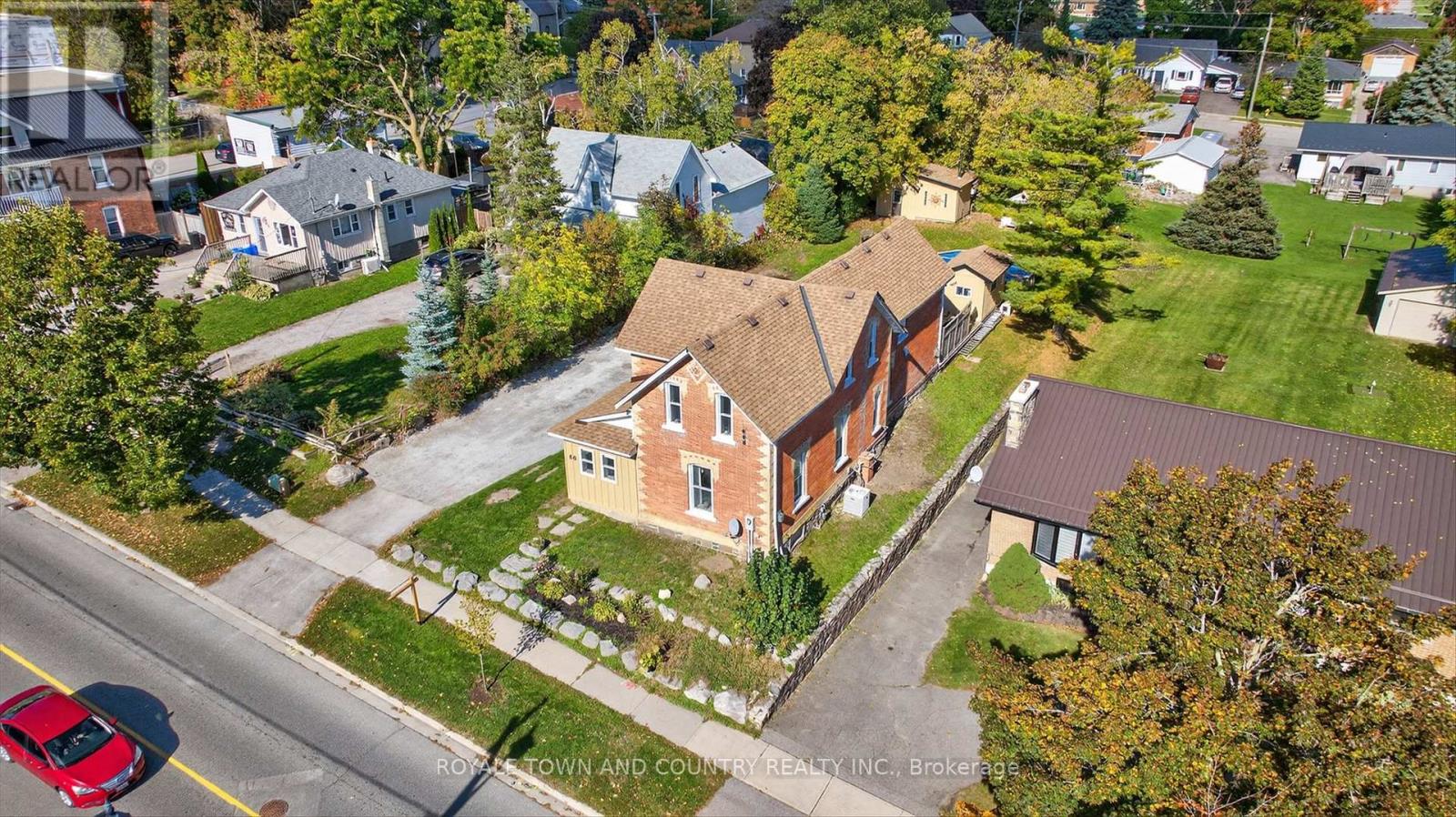 60 River St, Brock Sunderland, ON L0C 1H0