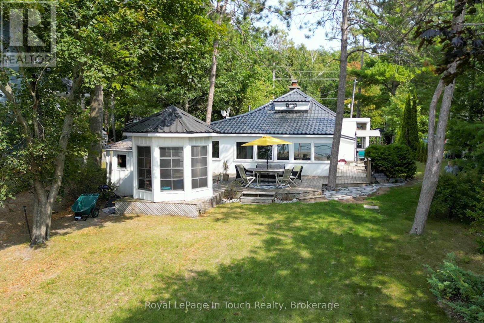 434 Tiny Beaches Rd S, Tiny, ON L0L 2T0