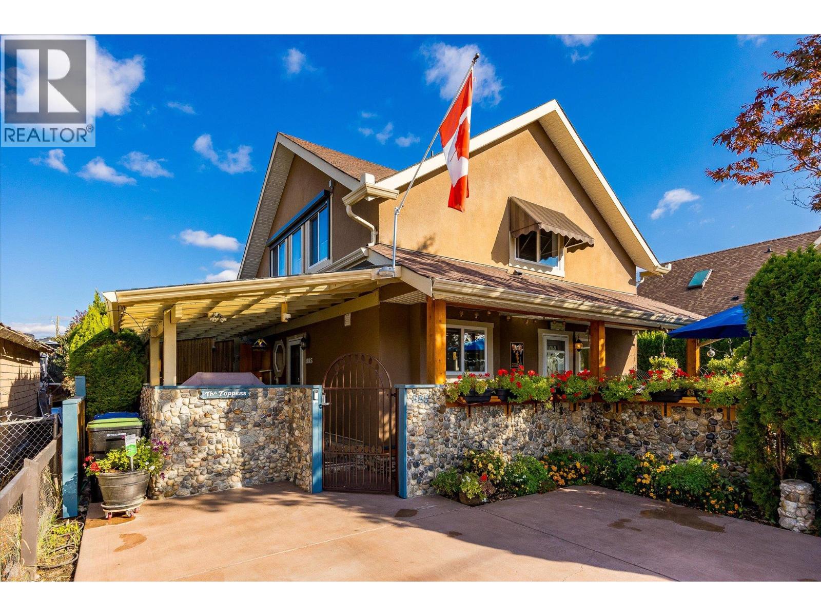885 Patterson Ave, Kelowna, BC V1Y 5C9