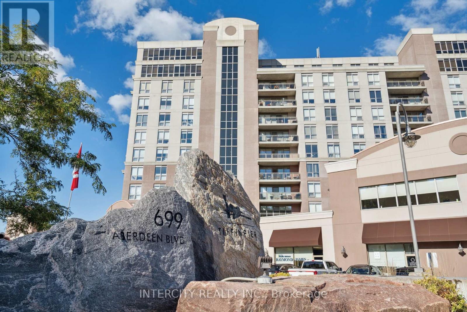 1007 699 Aberdeen Blvd, Midland, ON L4R 5P2