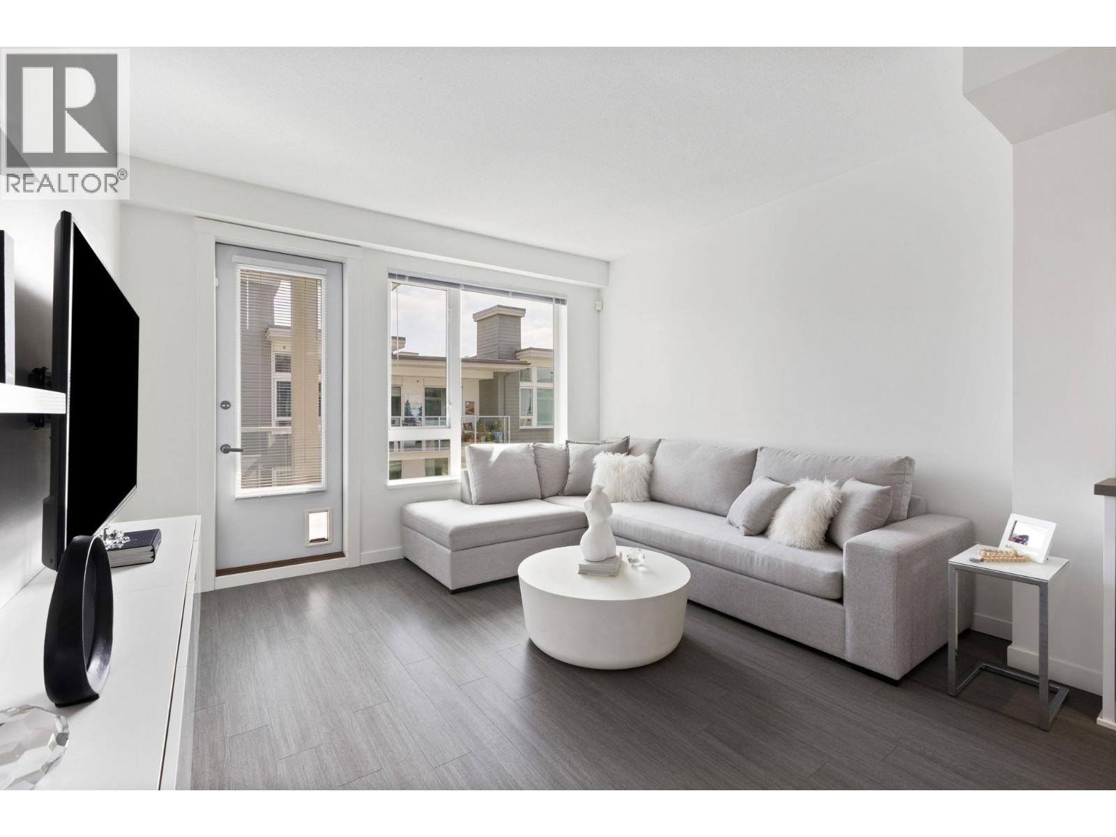 277 W 1st Street Unit 501, North Vancouver, BC V7M 0E8