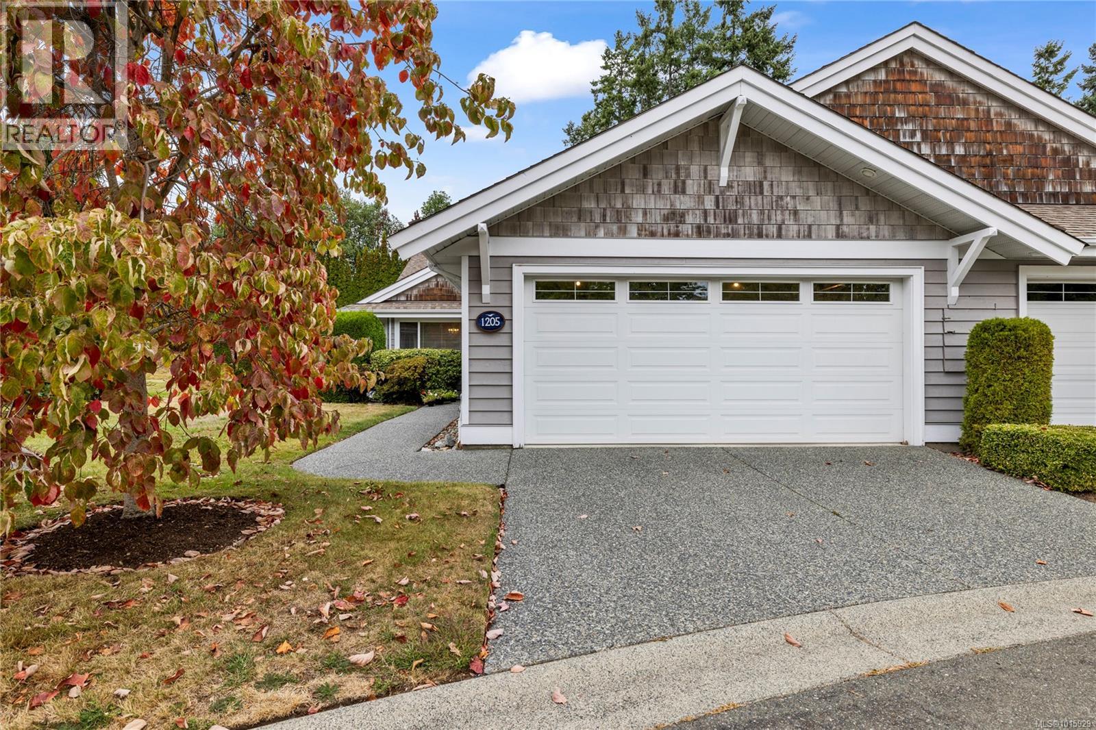 1205 Saturna Dr, Parksville, BC V9P 2X5