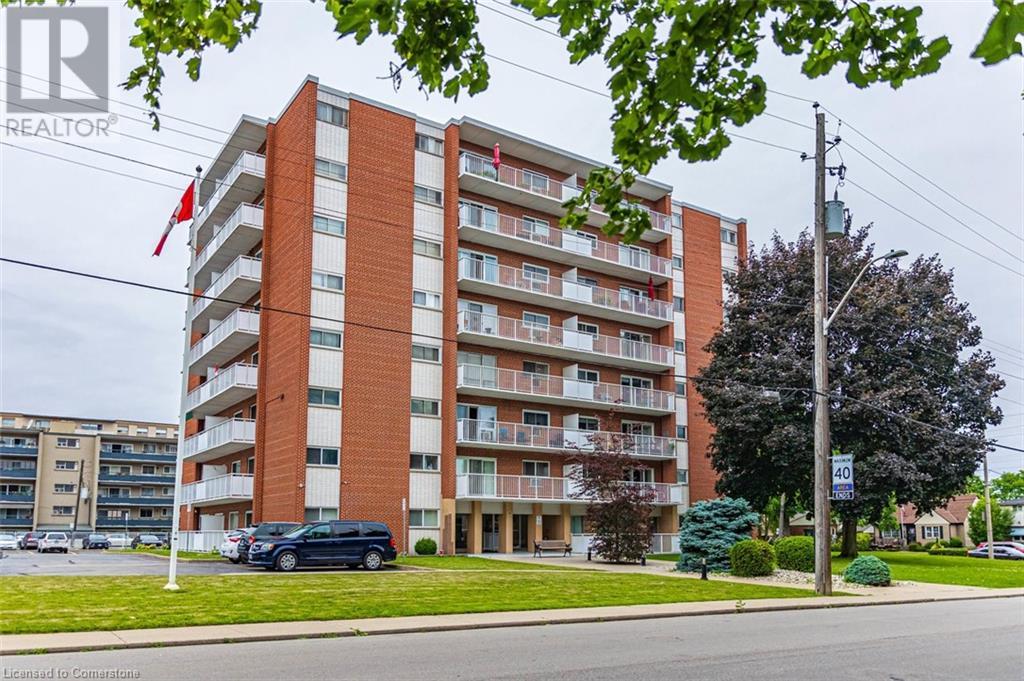 8 Woodman Drive S Unit 805, Hamilton, ON L8K 4C9