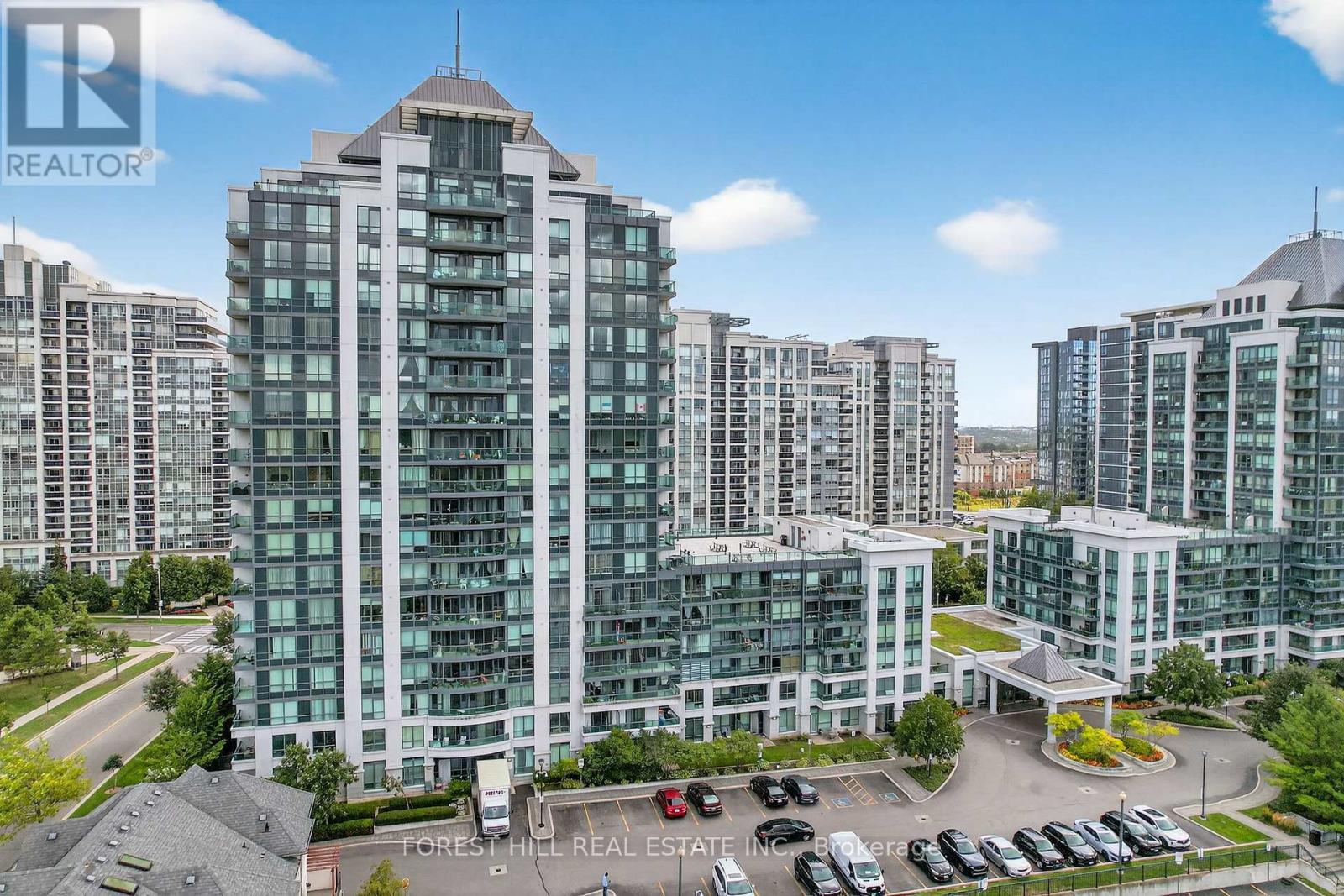 414 20 North Park Rd, Vaughan, ON L4J 0G7