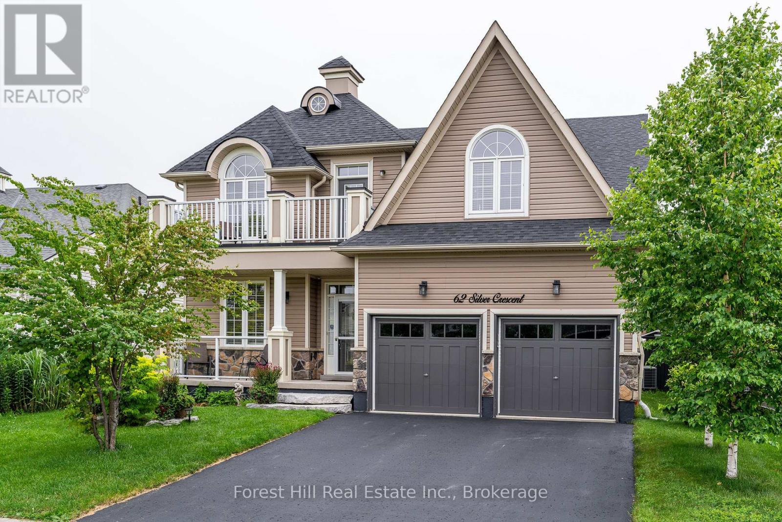 62 Silver Cres, Collingwood, ON L9Y 0E9