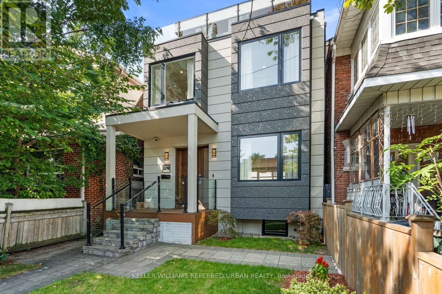 404 Delaware Ave, Toronto, ON M6H 2T8