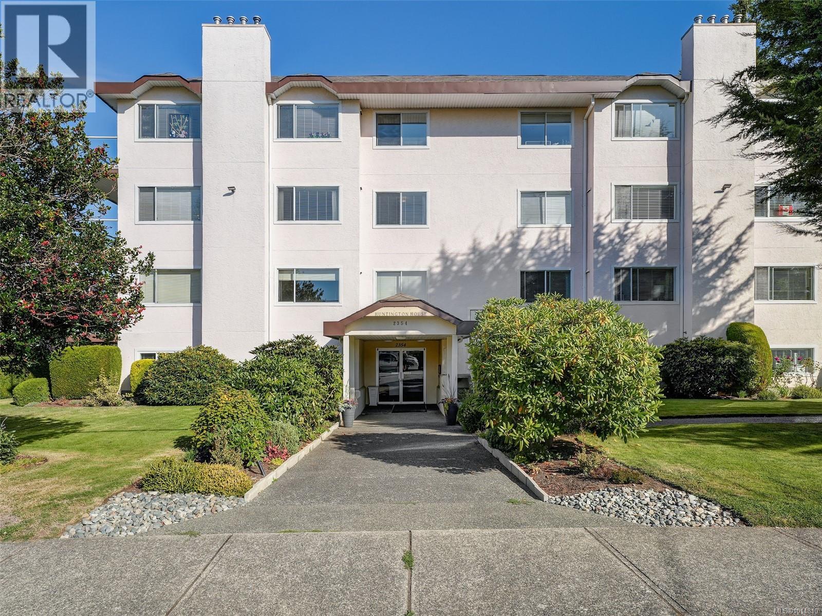 2354 Brethour Ave Unit 301 Ave, Sidney, BC V8L 2A5