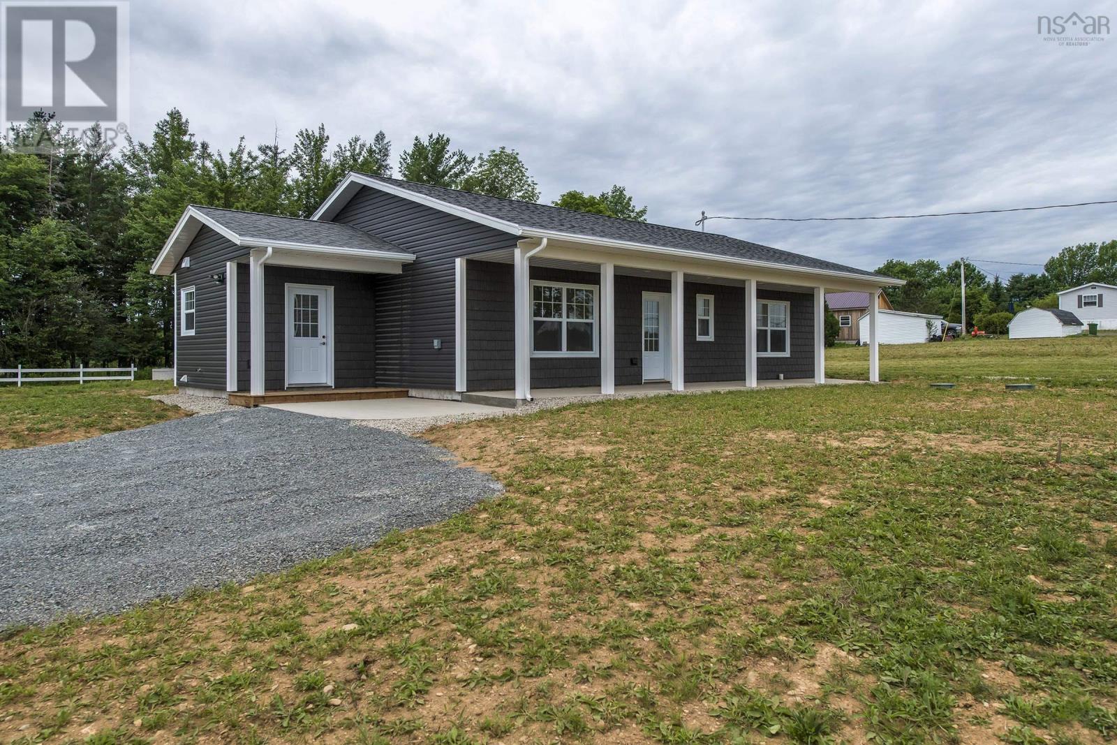 3045 Northfield Rd, Upper Northfield, NS B4V 5T4
