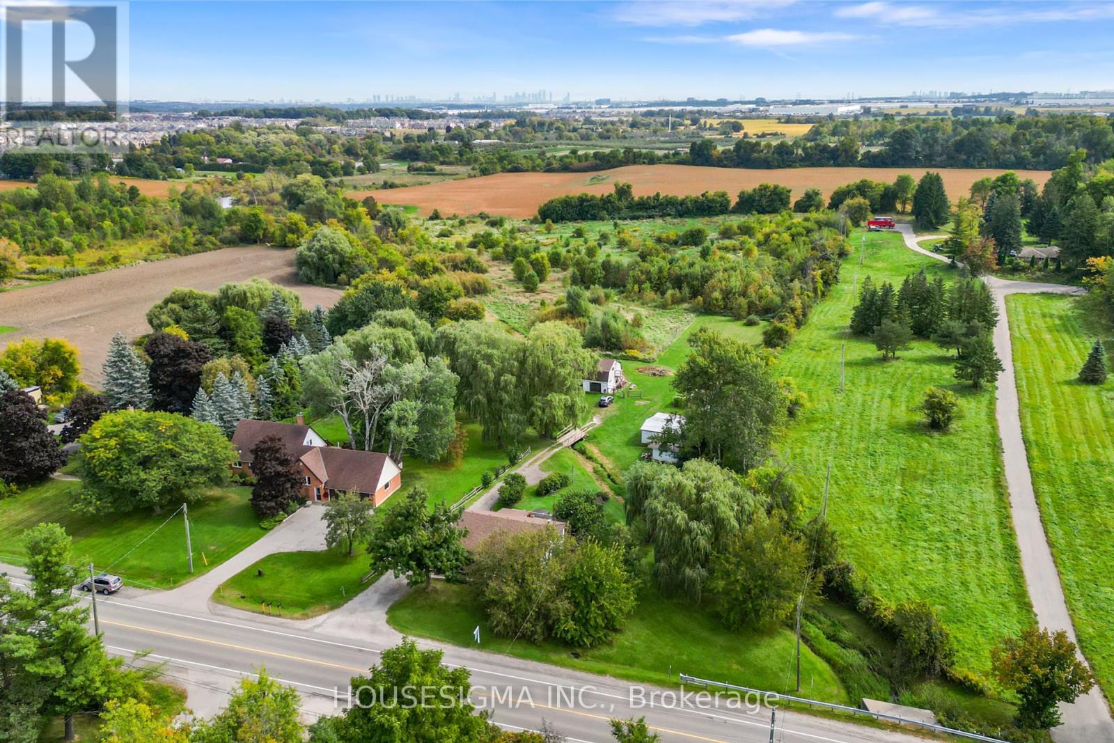 2701 Embleton Rd, Brampton, ON L6Y 0E8
