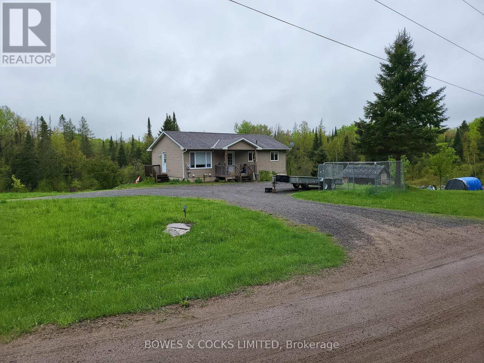 447 Frantz Rd, Hastings Highlands, ON K0L 2R0