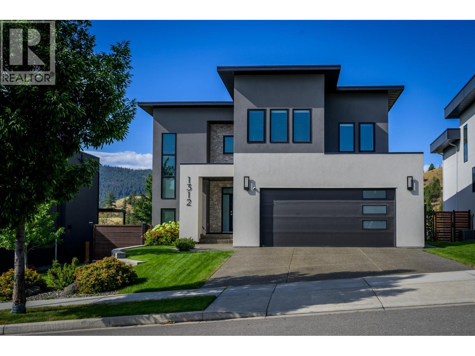 1312 Prairie Rose Dr, Kamloops, BC V2E 0C5