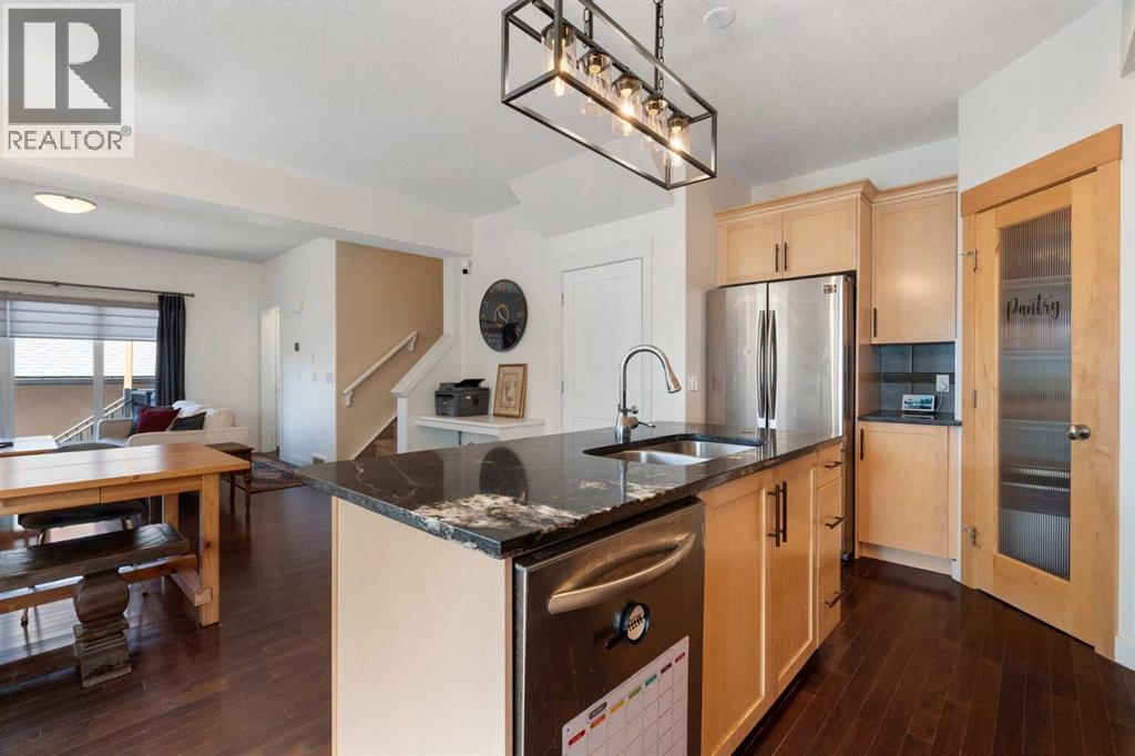 4709 17 Avenue Nw Unit 2, Calgary, AB T3B 0P4