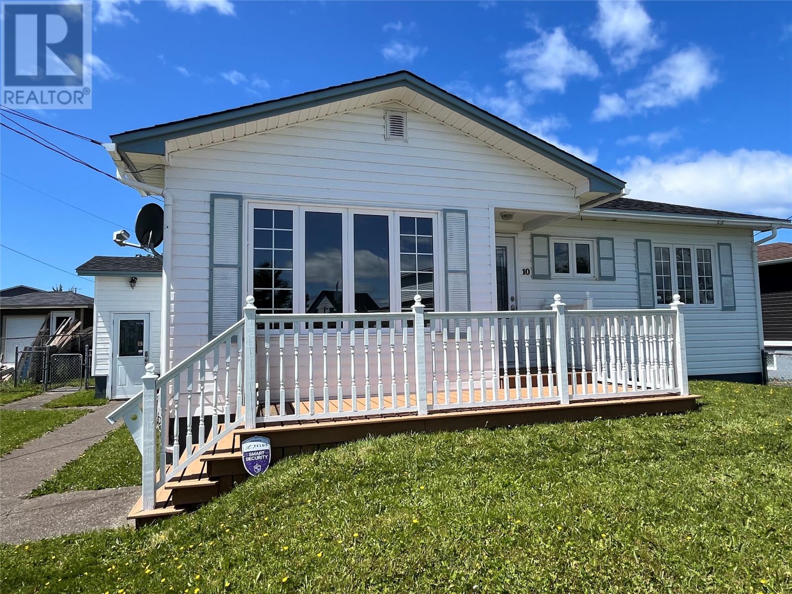 10 Charlotte St, Grand Bank, NL A0E 1W0