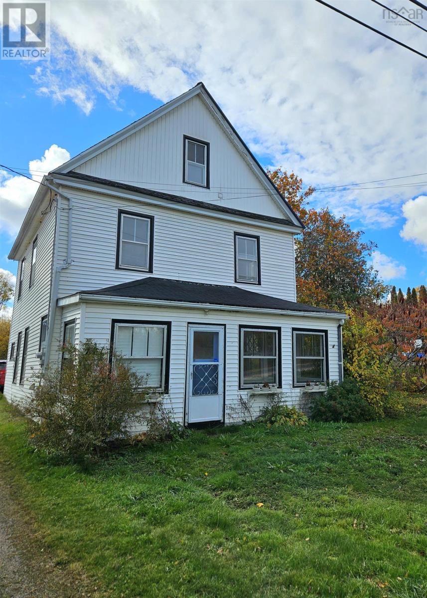 771 Highway 10, Springfield, NS B0R 1H0