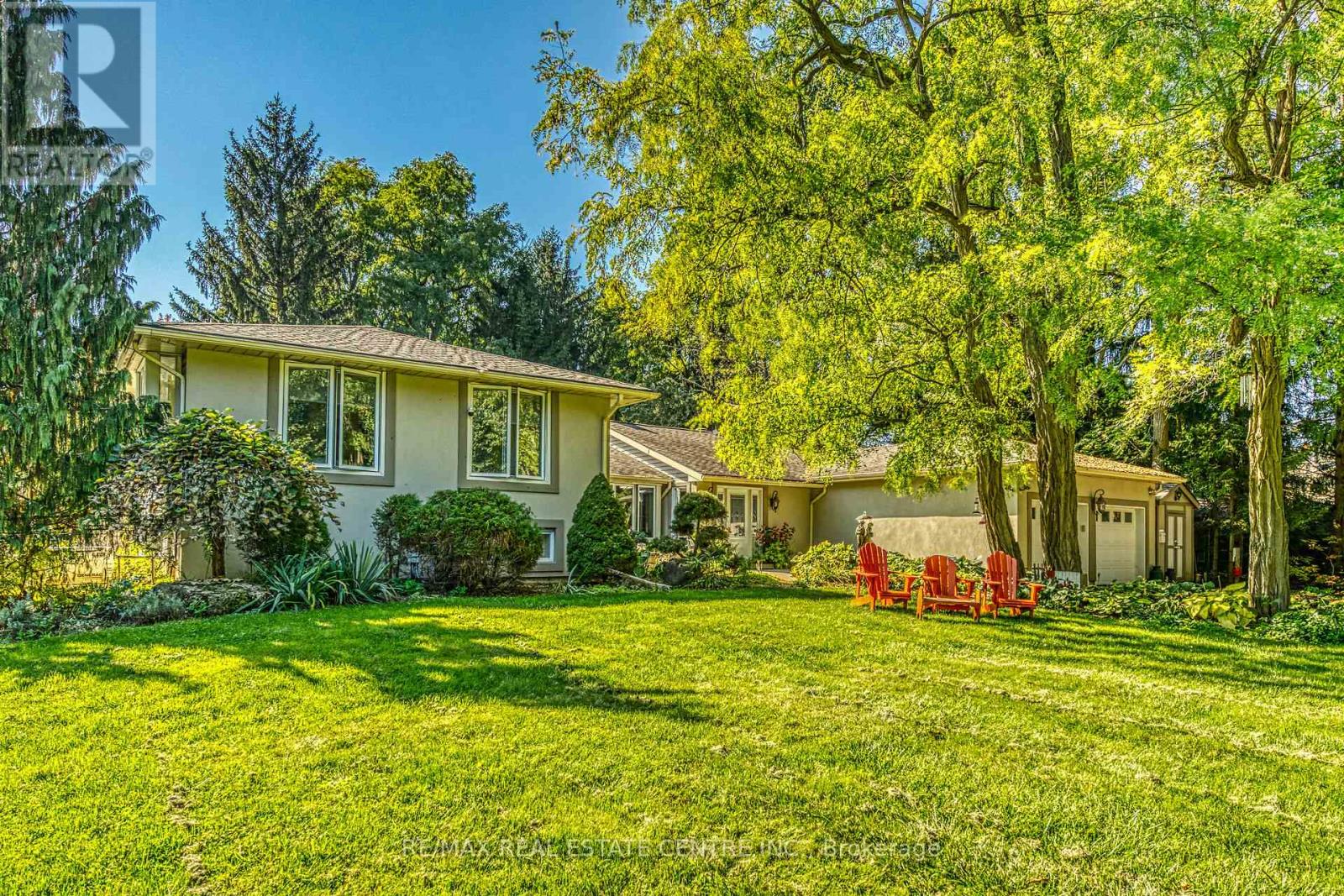 5590 Blind Line, Burlington, ON L7P 0B2