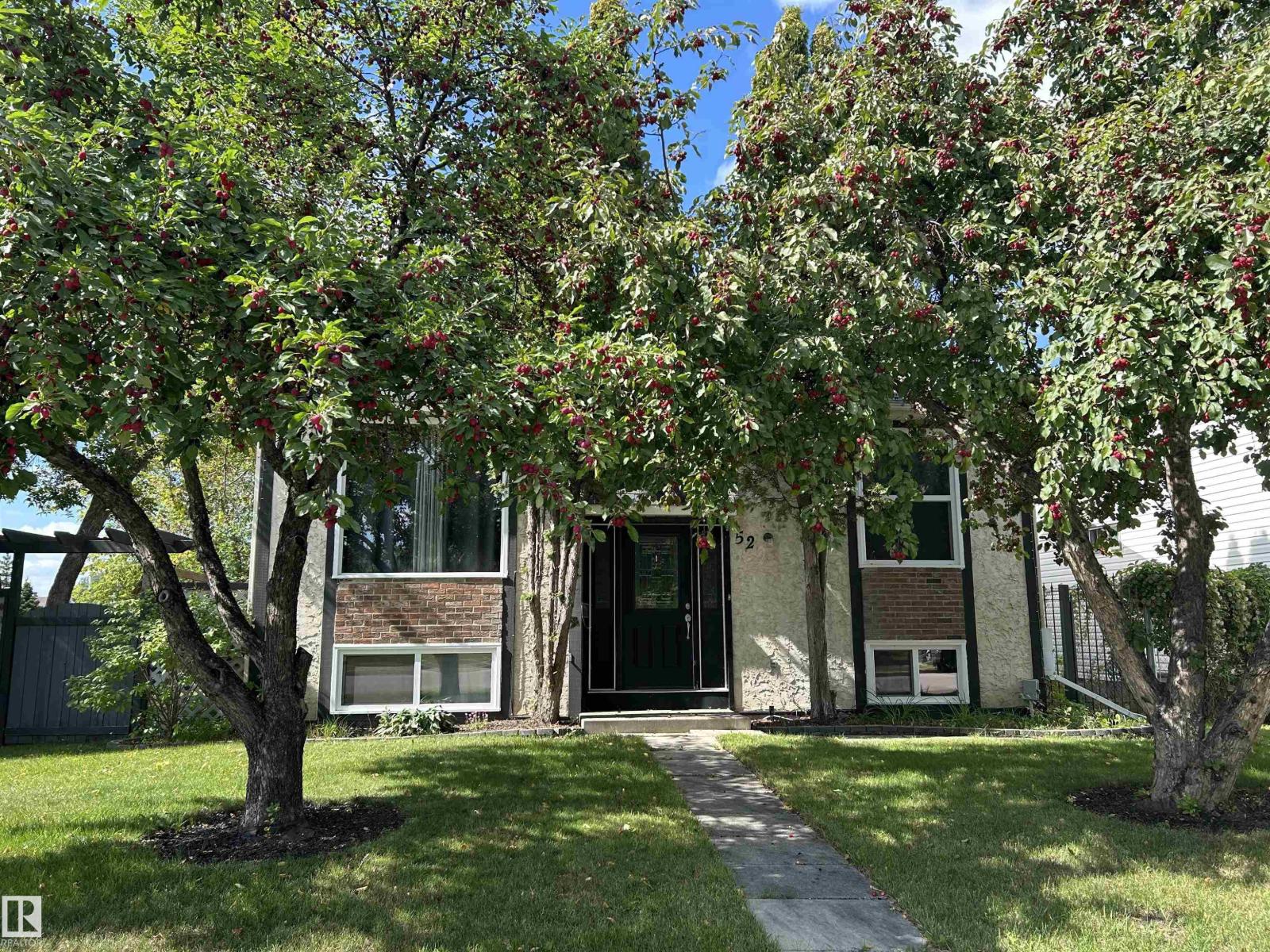 52 Greystone Dr, Spruce Grove, AB T7X 1X2