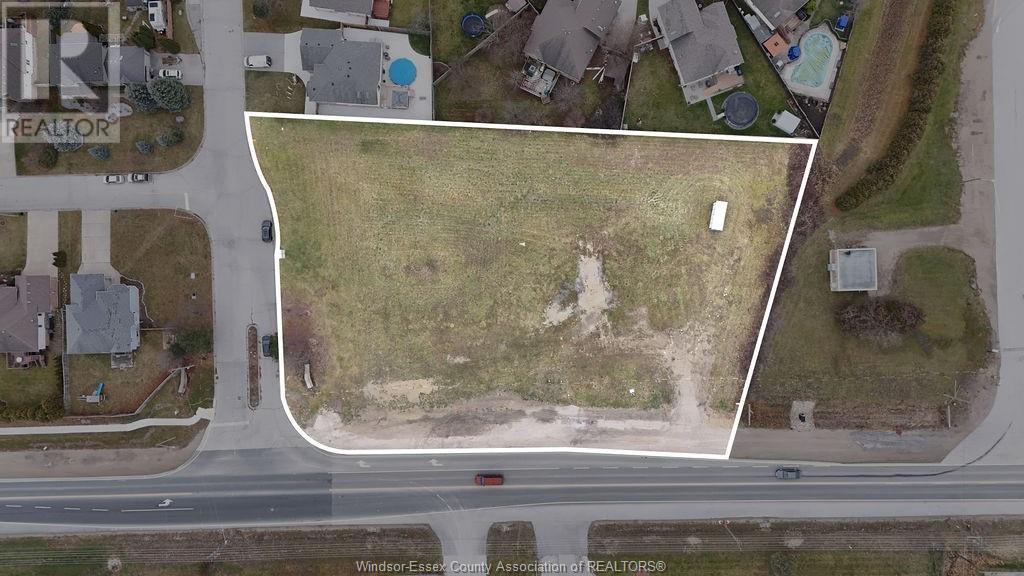 12059 County Rd 42, Tecumseh, ON N8N 2M1