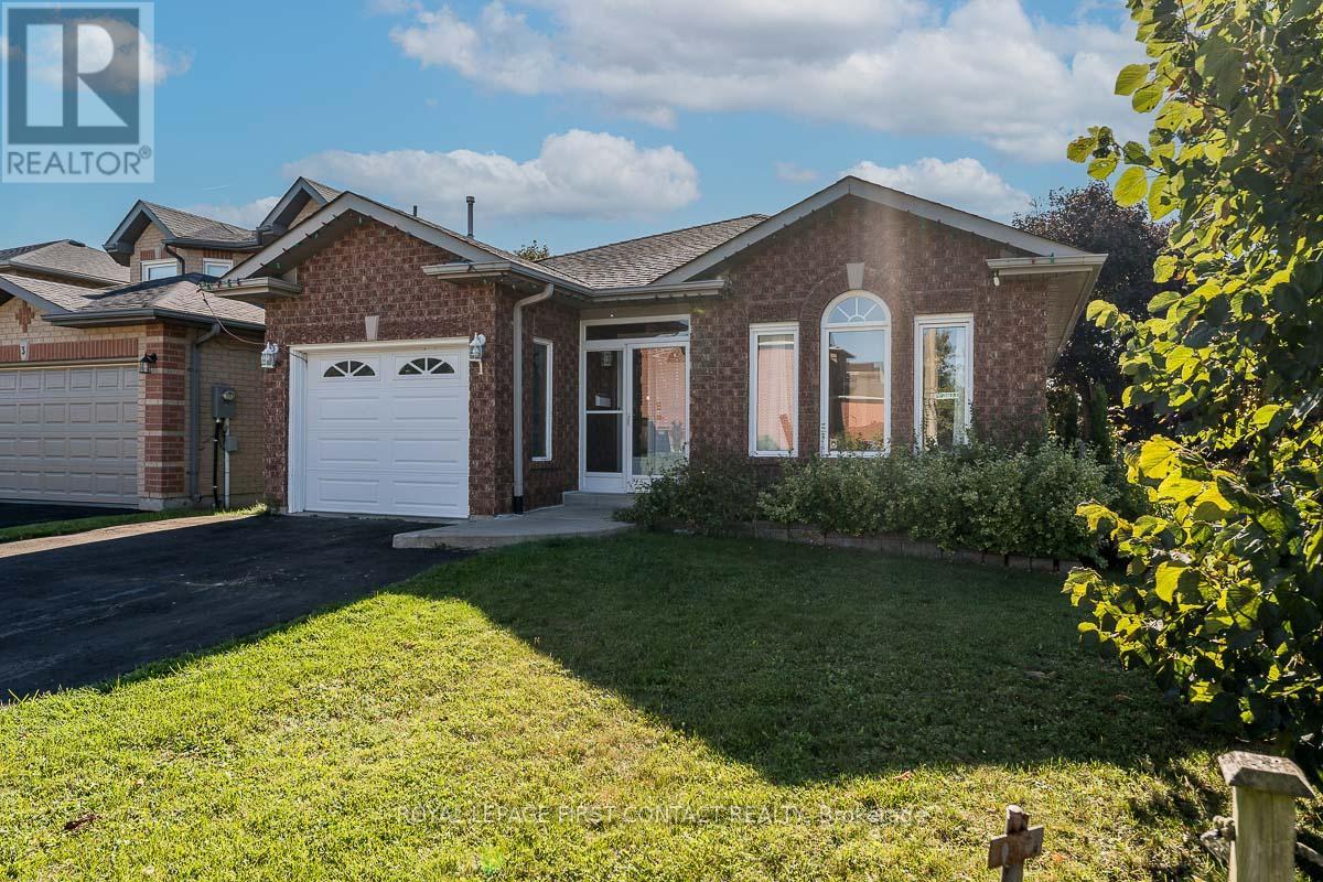 1 Lang Dr, Barrie, ON L4N 7X9