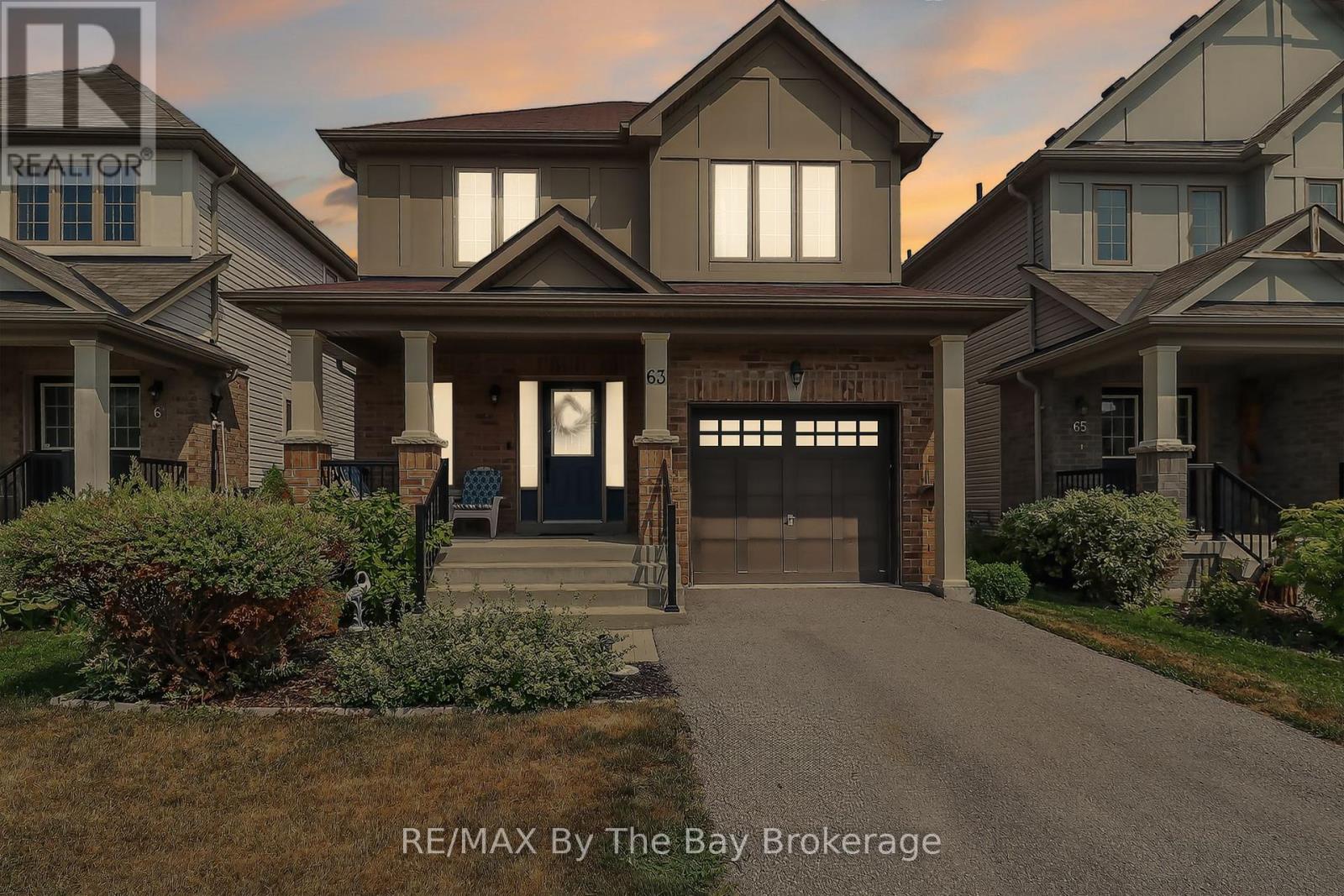 63 Robertson St, Collingwood, ON L9Y 0X1
