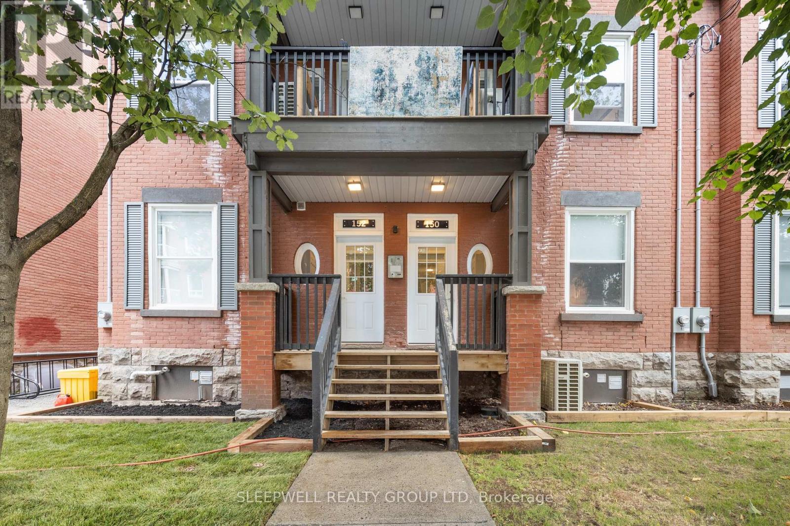 146-160 Osgoode St, Ottawa, ON K1N 6S6